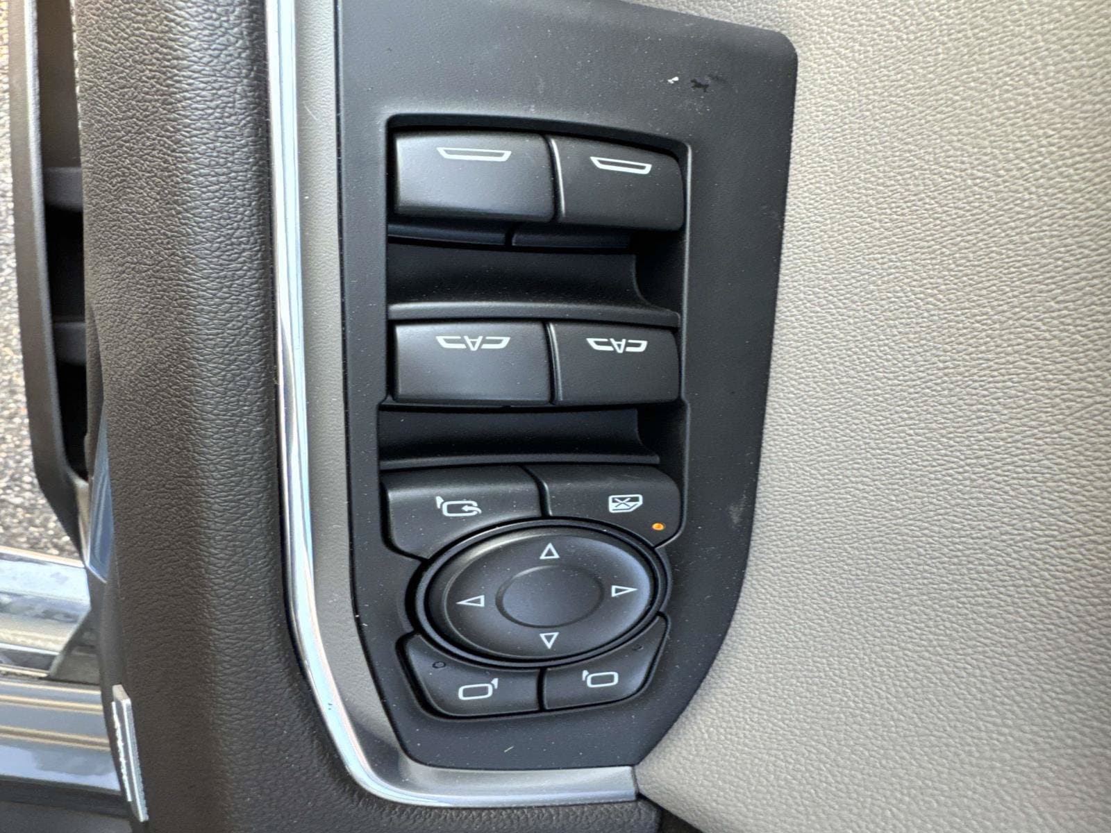 2026 GMC Sierra 1500 SLT - Photo 21