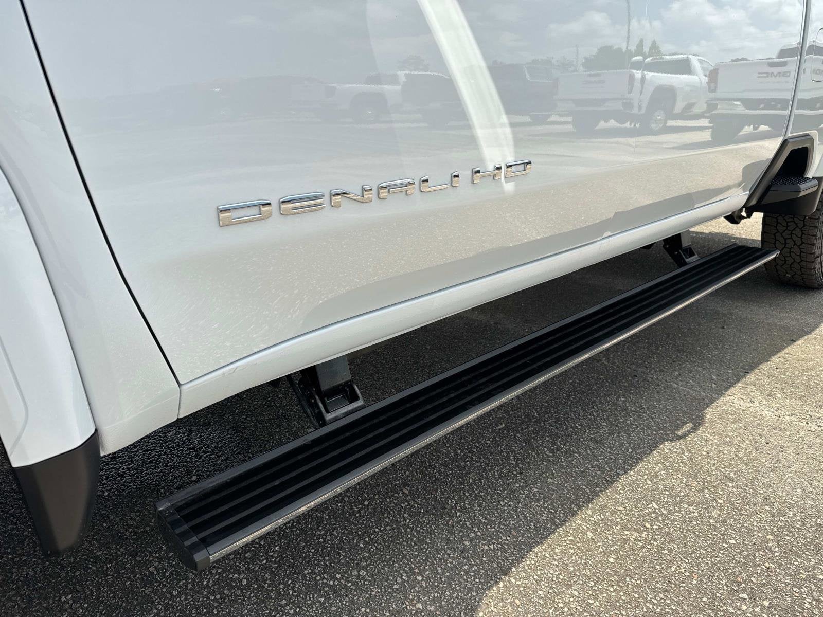2025 GMC Sierra 2500HD Denali - Photo 11