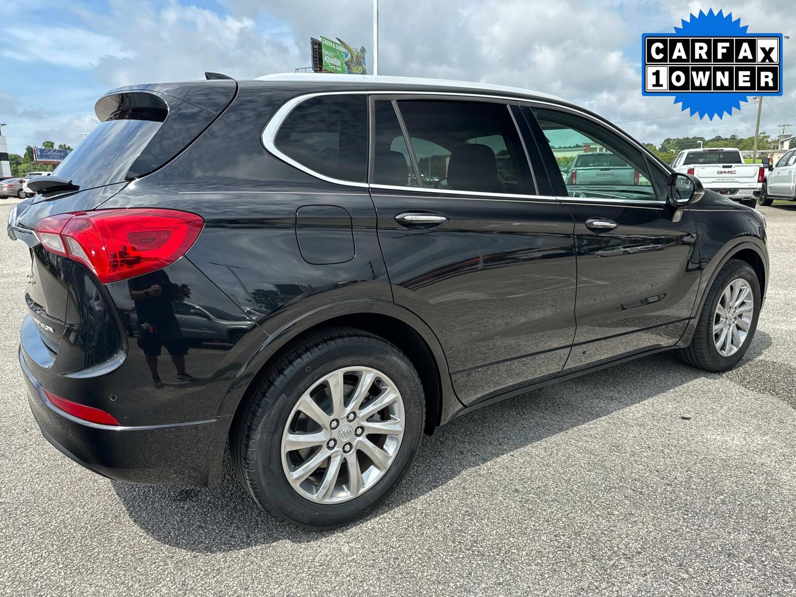 2020 Buick Envision Essence photo 3