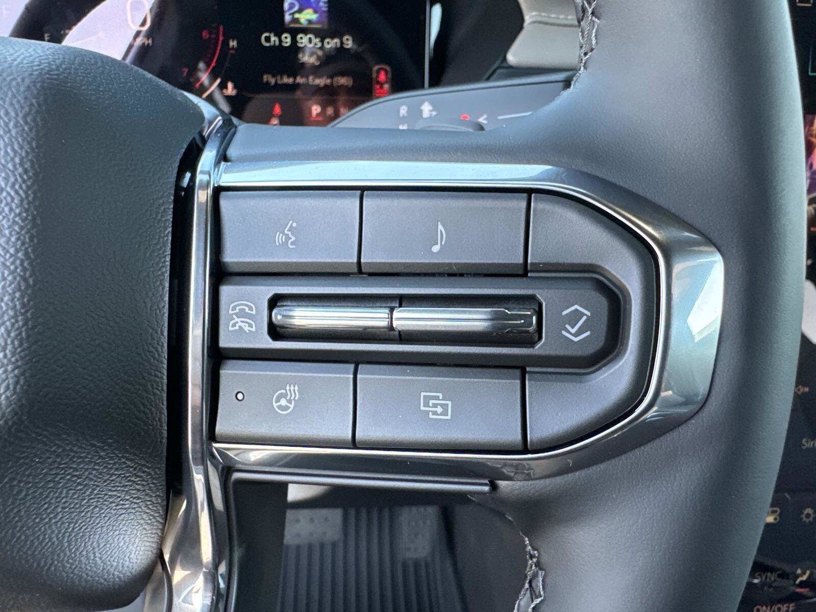 2026 GMC Acadia Elevation - Photo 33