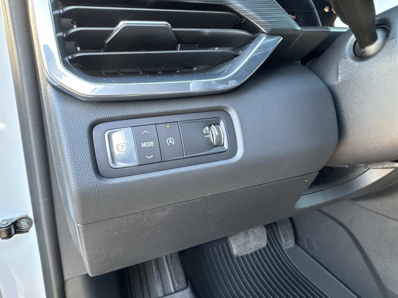 2026 GMC Acadia Elevation - Photo 36