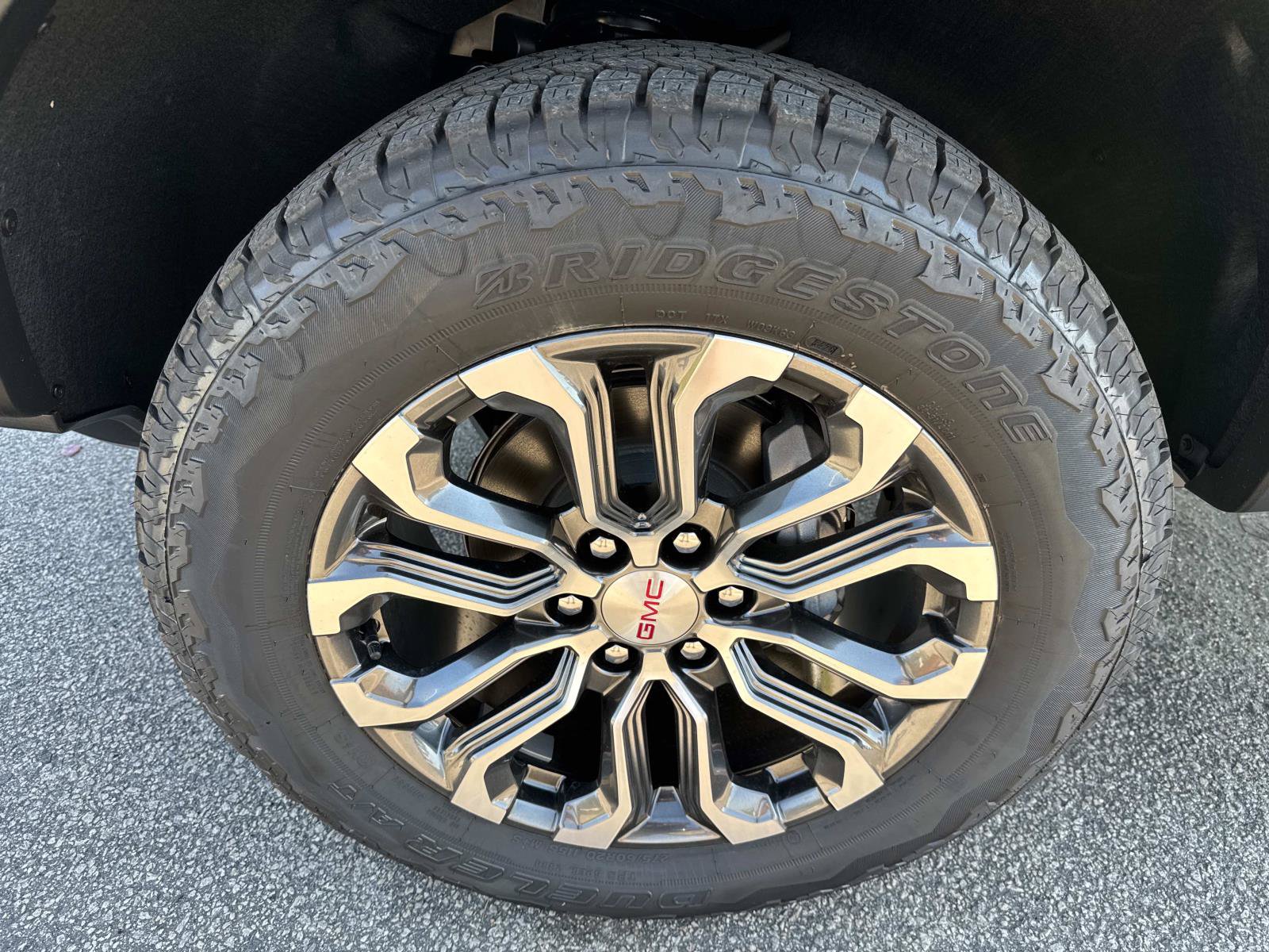 2026 GMC Canyon Denali - Photo 10