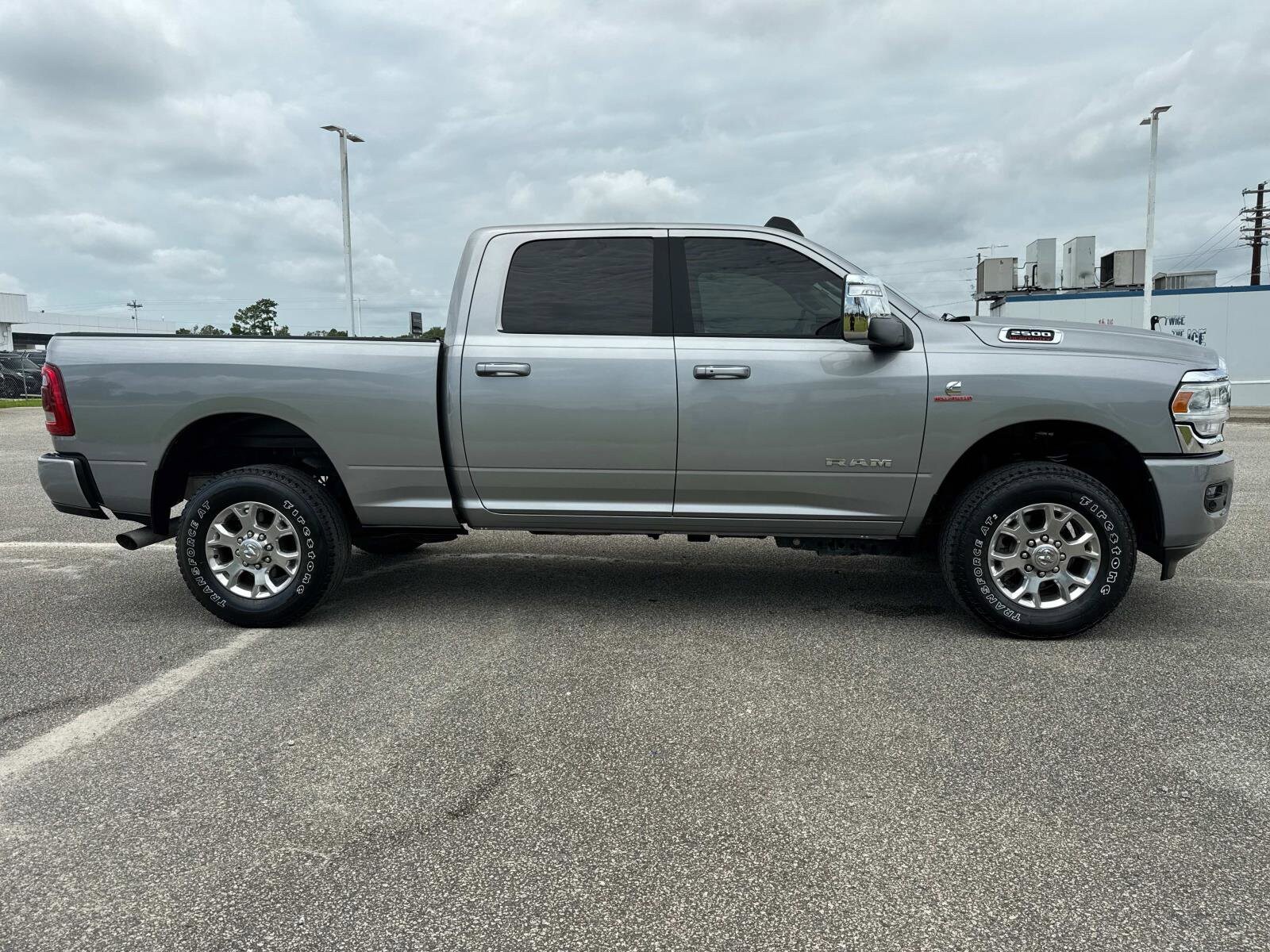 2024 Ram 2500 Laramie photo 2