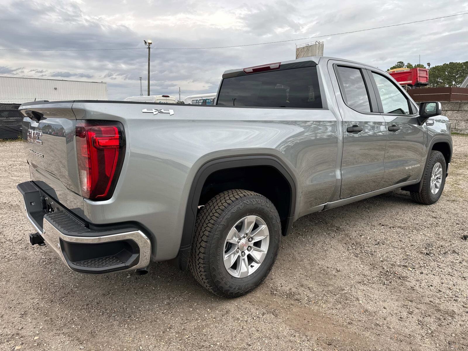 2025 Gmc Sierra 1500 Pro photo 3