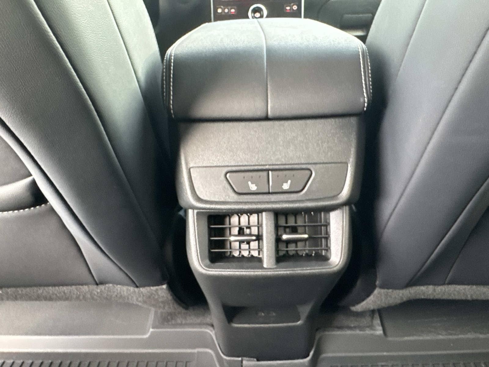 2027 GMC Terrain Denali - Photo 17