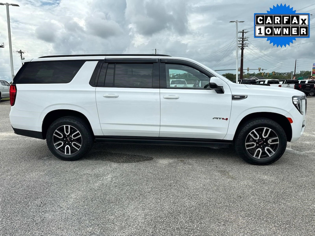 Used 2022 GMC Yukon XL AT4 SUV