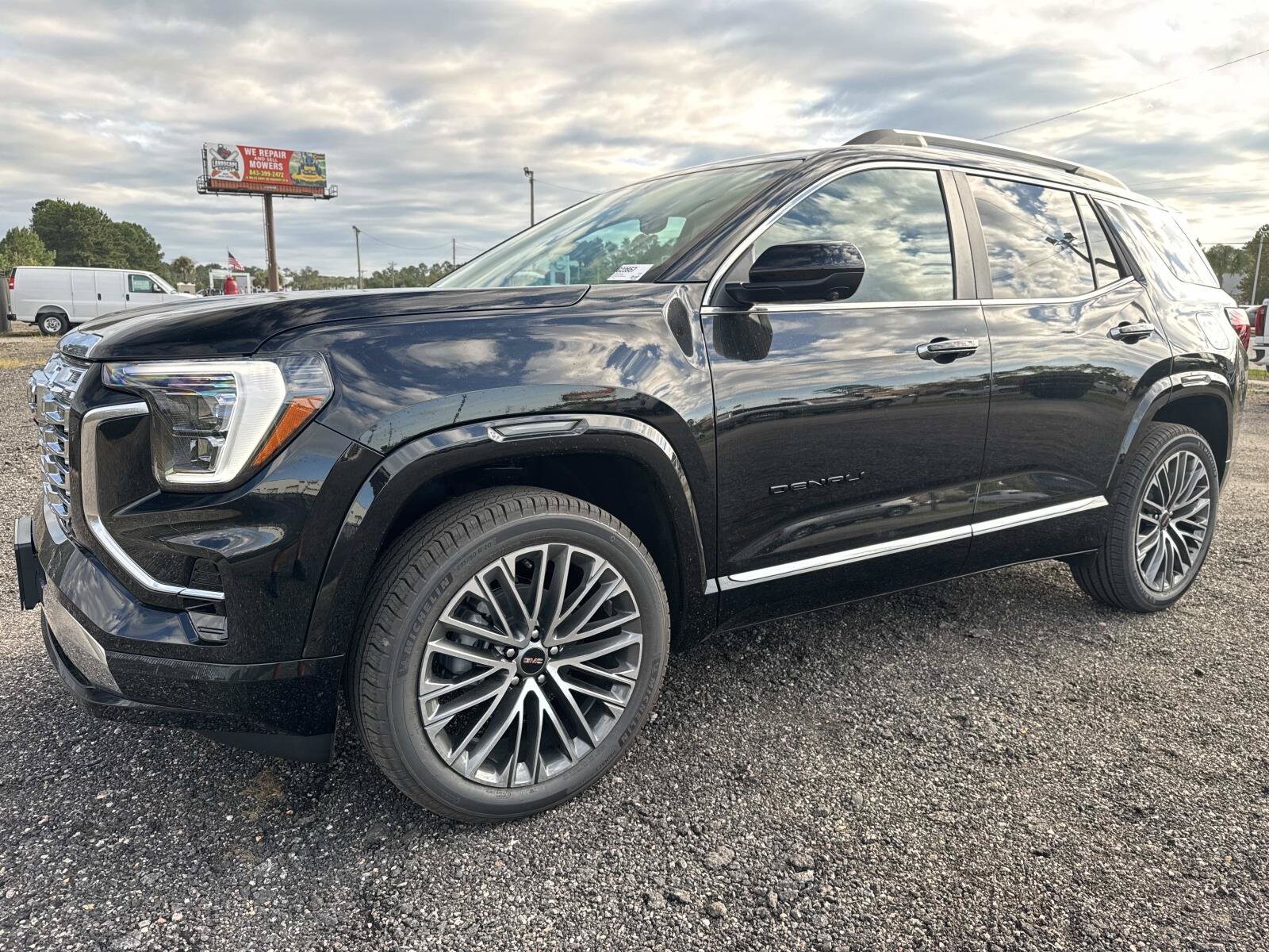 2027 GMC Terrain Denali - Photo 7