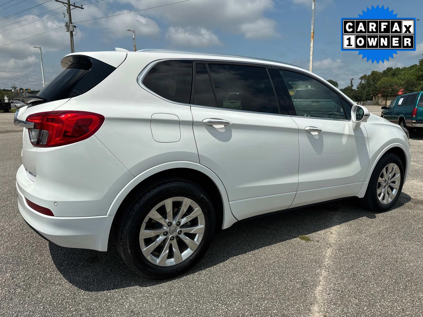 2018 Buick Envision Essence photo 3
