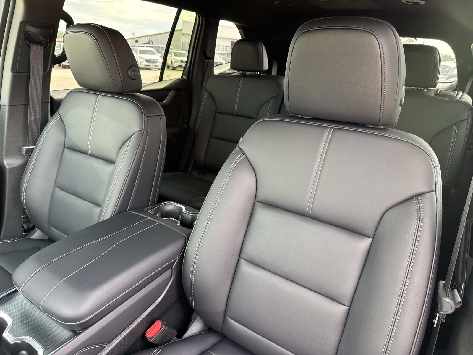2026 GMC Acadia Elevation - Photo 24