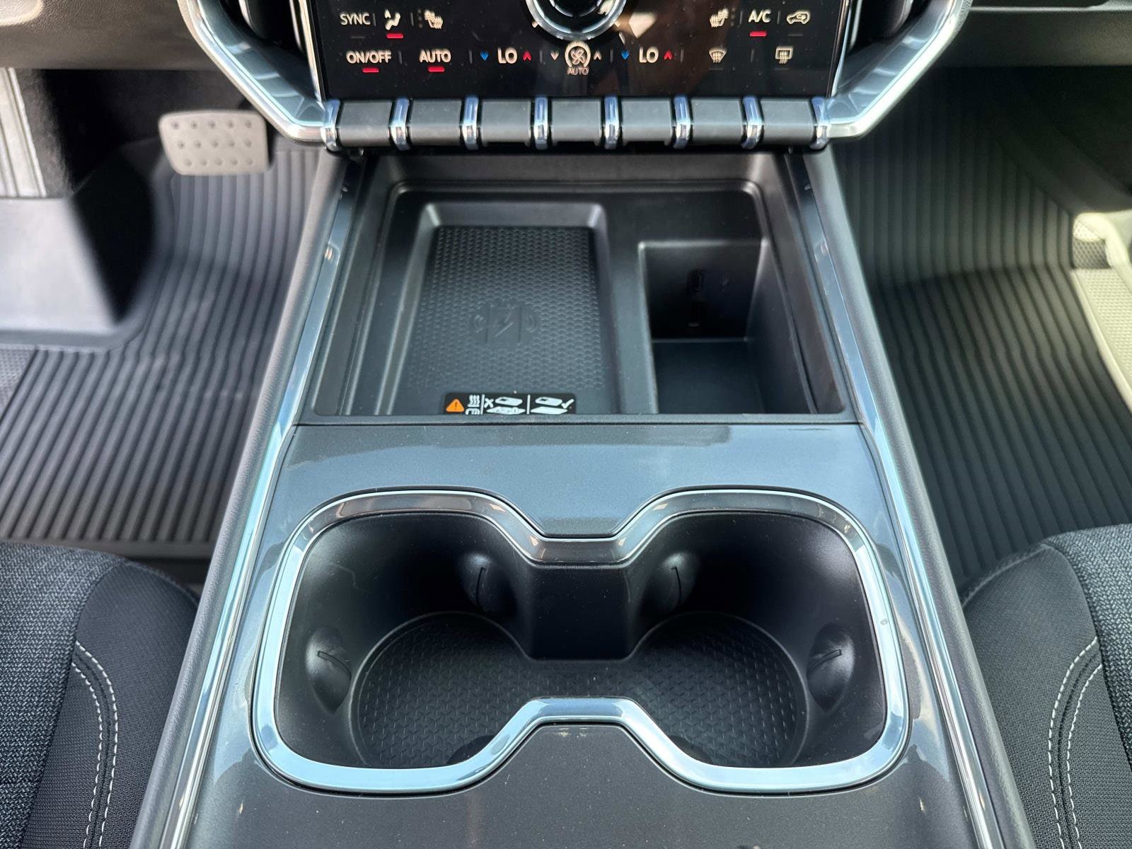 2026 GMC Acadia Elevation - Photo 31