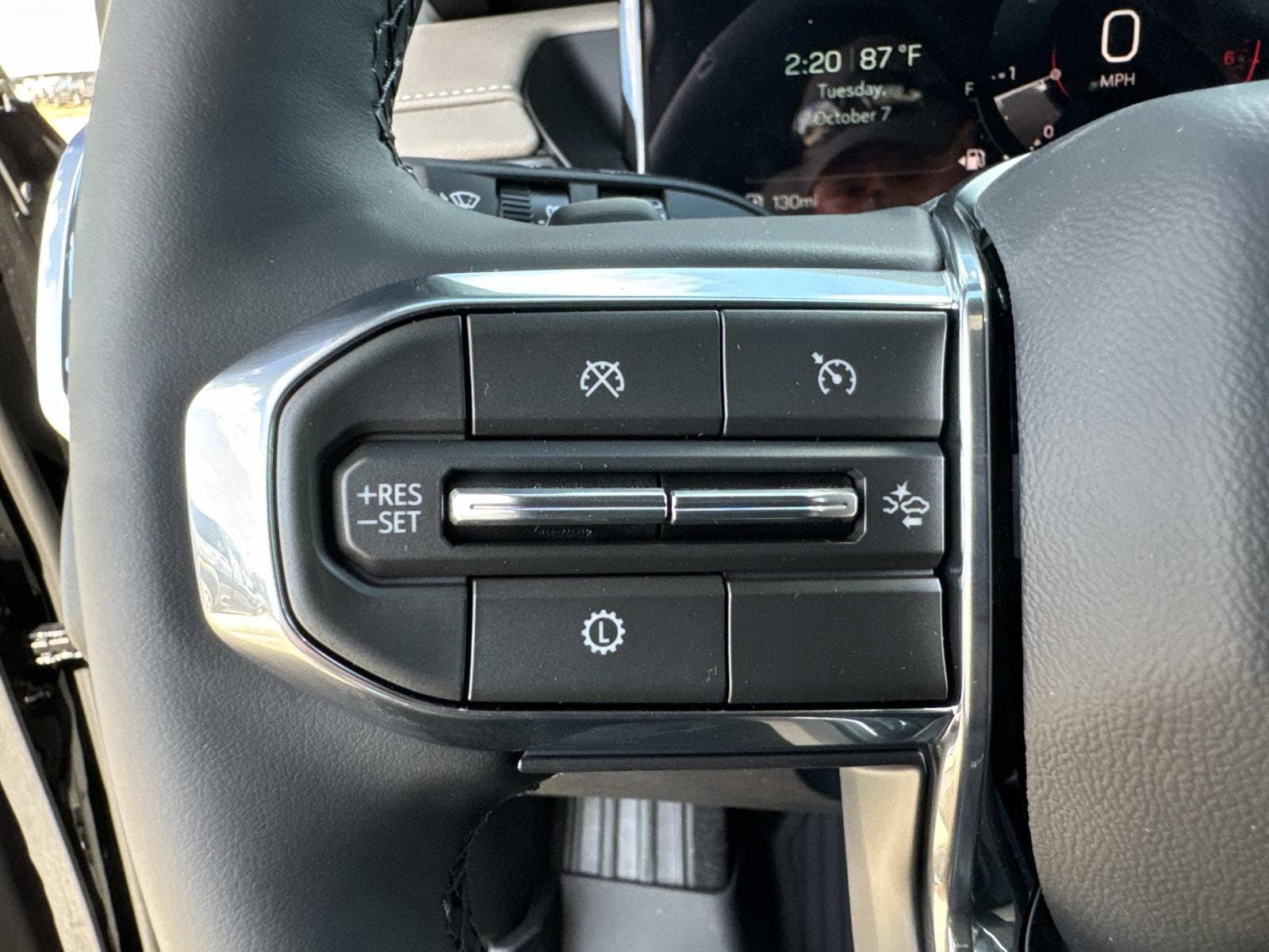 2026 GMC Acadia Elevation - Photo 35