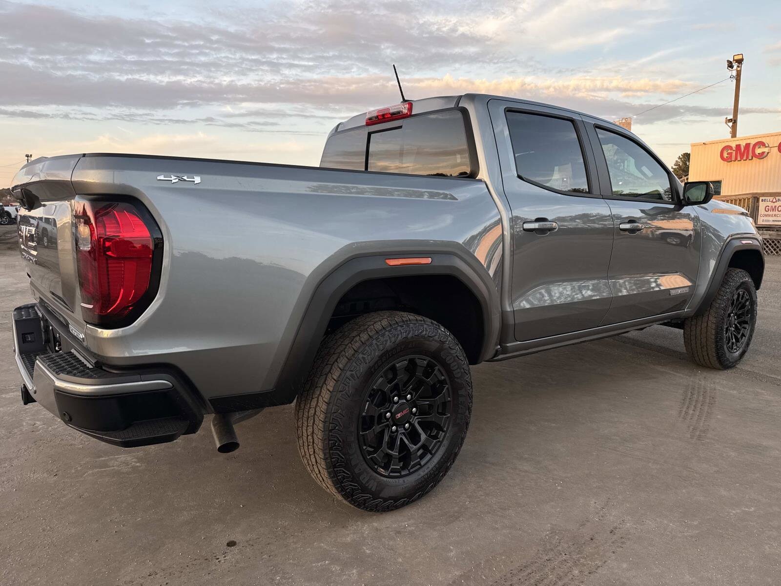 2026 Gmc Canyon Elevation photo 3