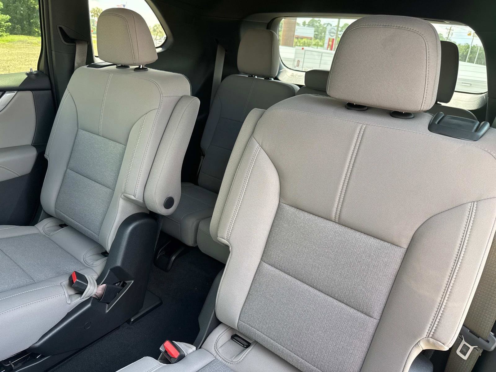 2026 GMC Acadia Elevation - Photo 14