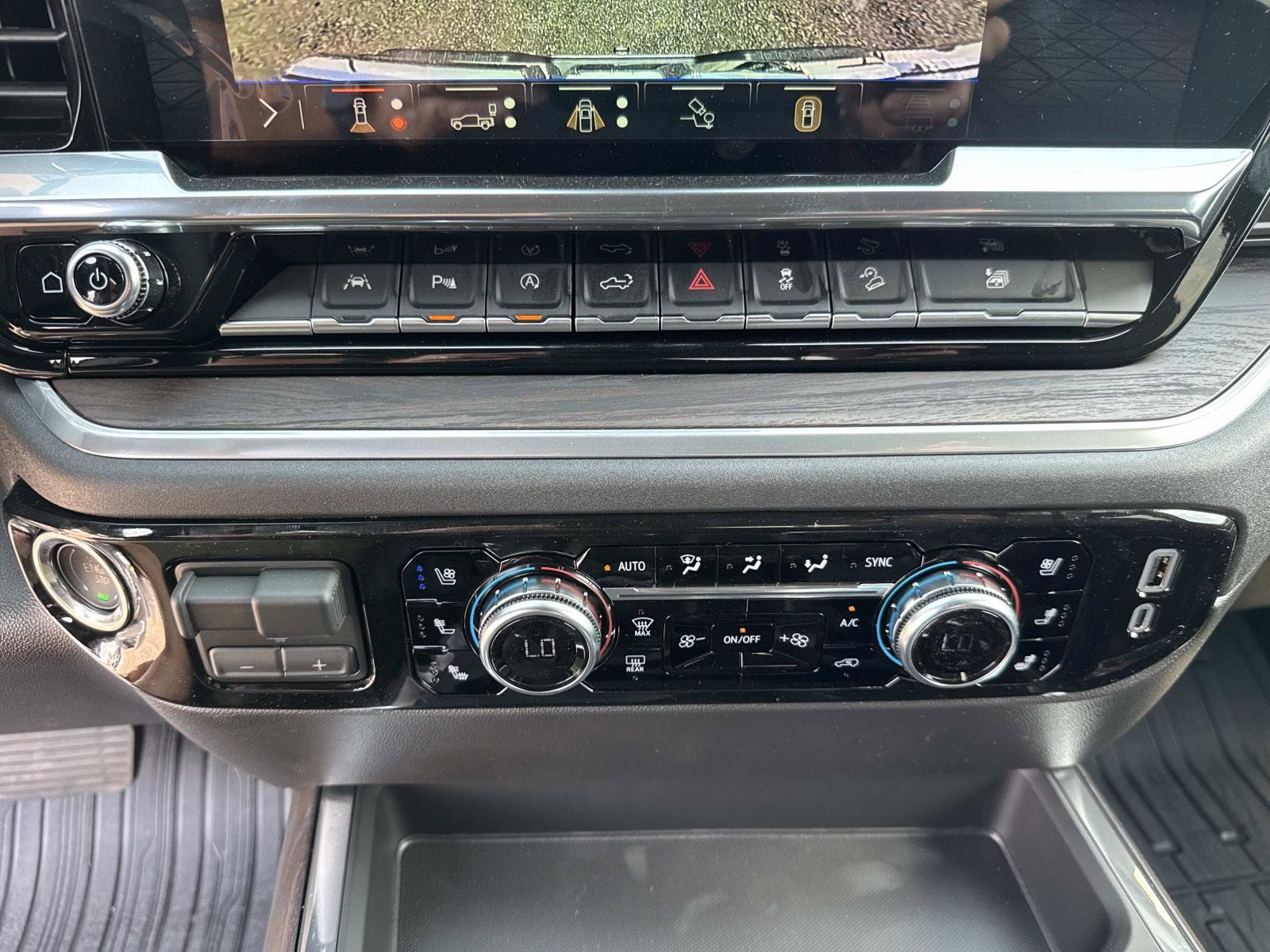 2026 GMC Sierra 1500 SLT - Photo 32