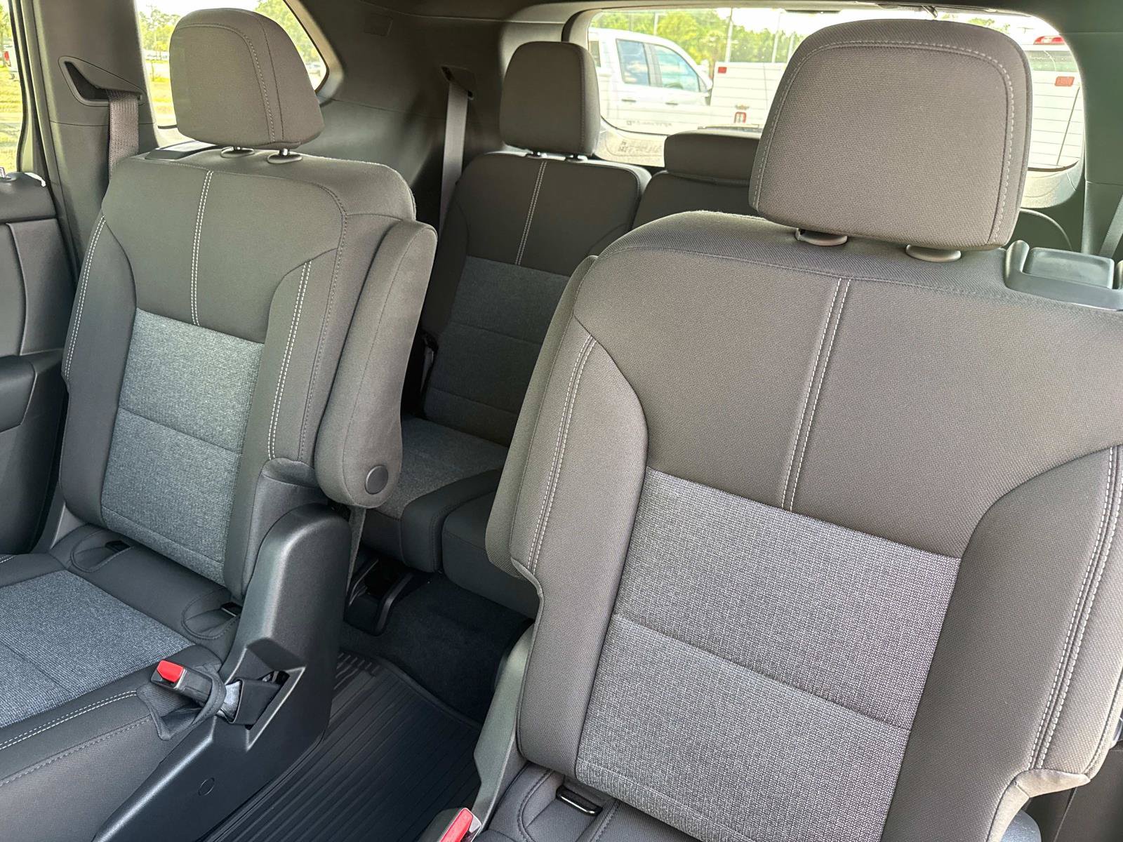 2026 GMC Acadia Elevation - Photo 14