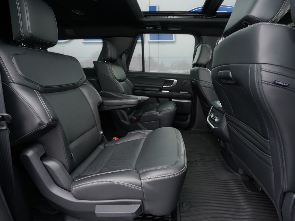 2025 Ford Expedition MAX Platinum - Photo 26