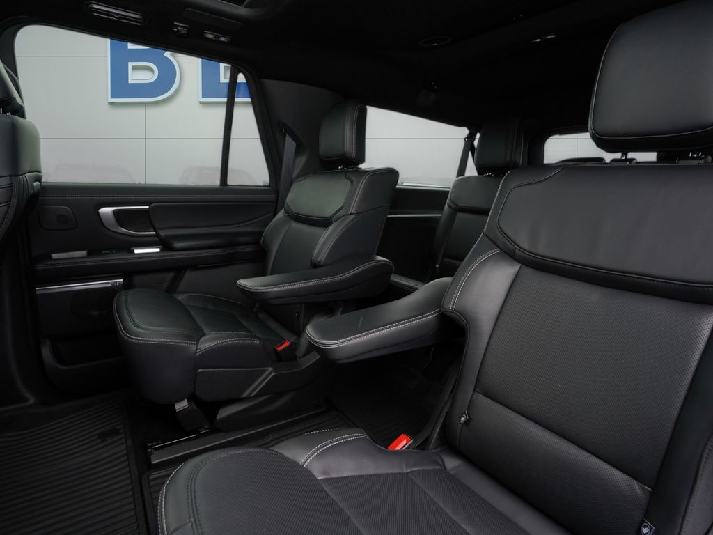 2025 Ford Expedition MAX Platinum - Photo 33
