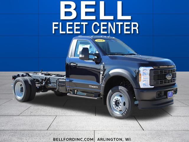 2024 Ford F-550 Super Duty Chassis Cab XL's photo