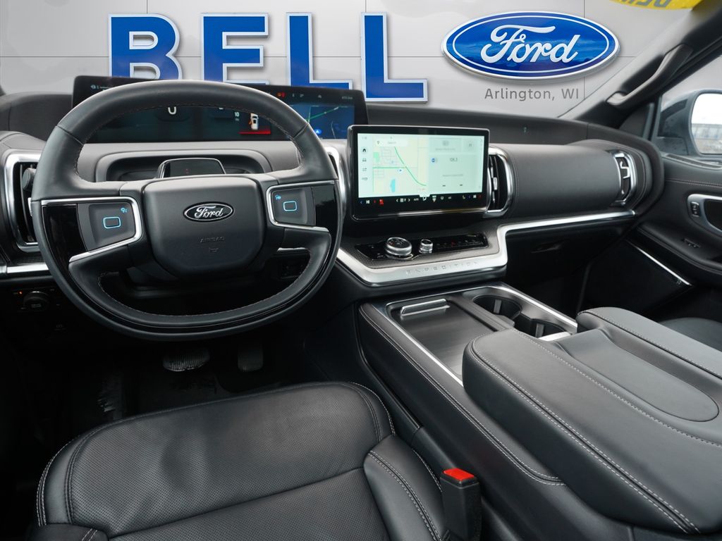 2025 Ford Expedition MAX Platinum - Photo 11