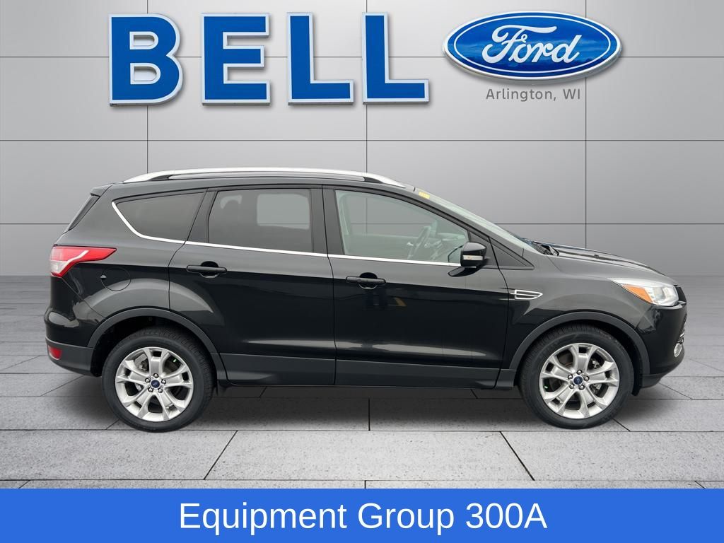 2015 Ford Escape Titanium photo 2