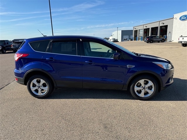 Used 2015 Ford Escape SE with VIN 1FMCU9G96FUB50430 for sale in Arlington, WI