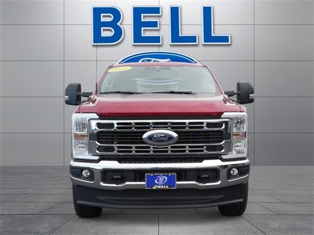 2026 Ford F-350 XLT photo 4