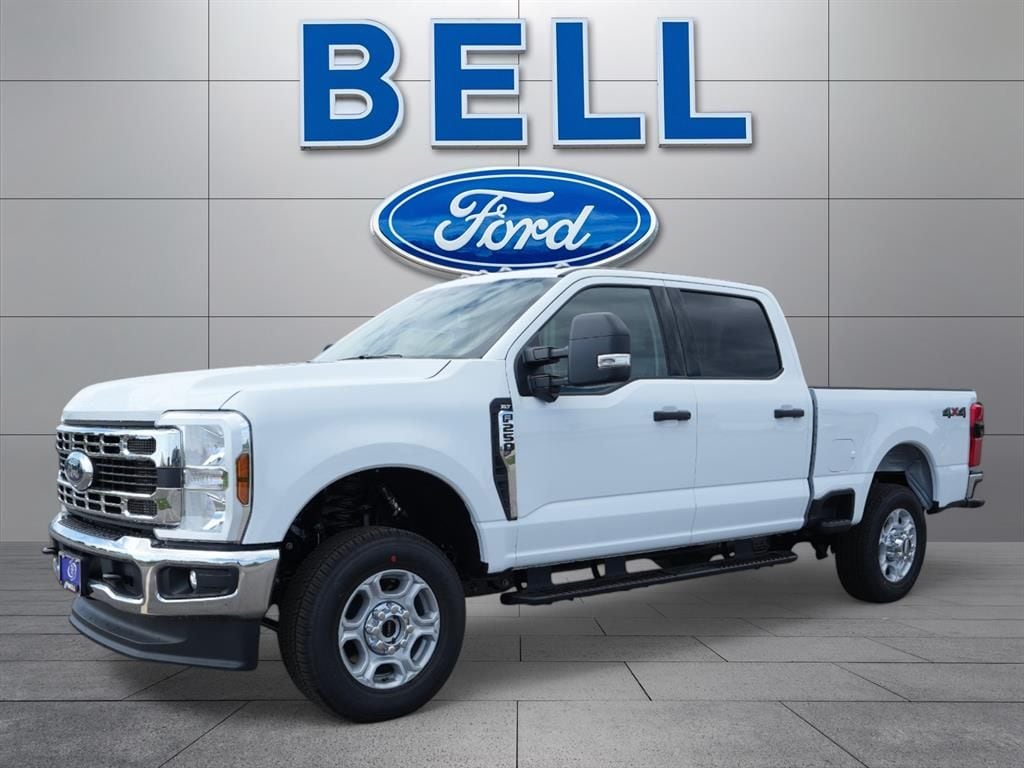 New 2026 Ford F-250 XLT Truck Crew Cab