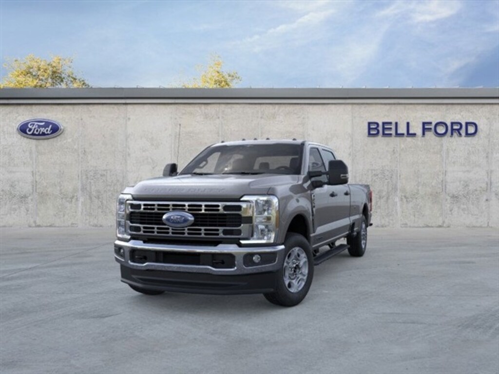 New 2026 Ford F-250 XLT Truck Crew Cab