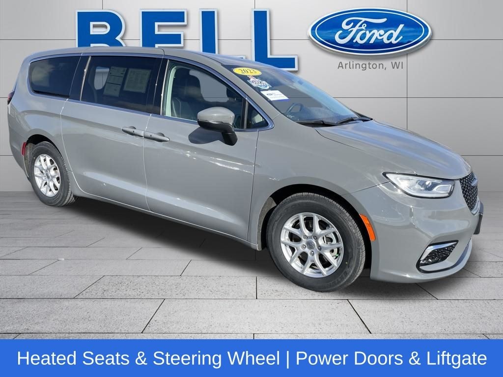 Certified 2023 Chrysler Pacifica Touring L Van Passenger Van