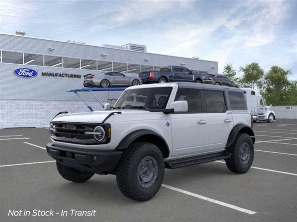 New 2025 Ford Bronco Outer Banks SUV