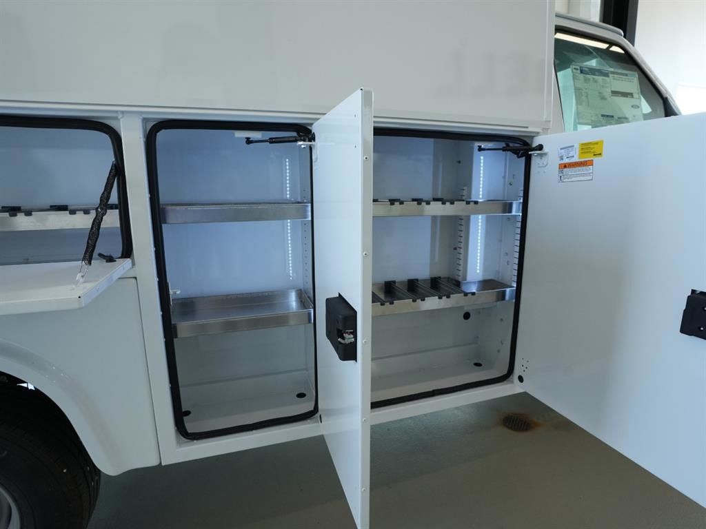 2026 Ford E-Series Cutaway Base - Photo 17