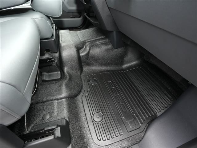 2025 Ford F-350 Super Duty Chassis Cab XL - Photo 18