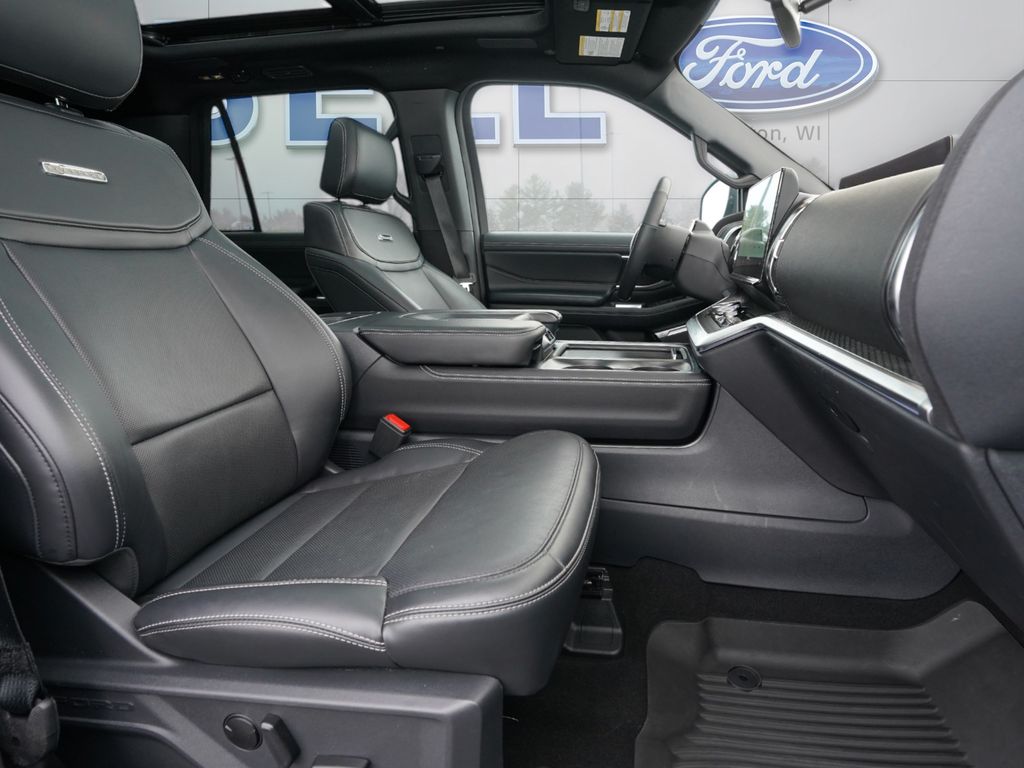 2025 Ford Expedition MAX Platinum - Photo 28