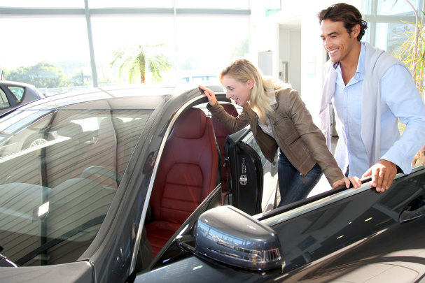 Shoppers in our Arlington WI Ford showroom