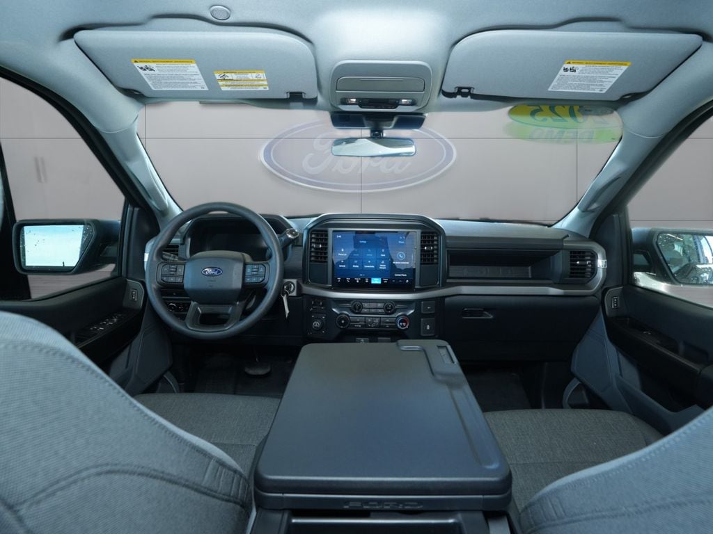 2025 Ford F-150 XL - Photo 16
