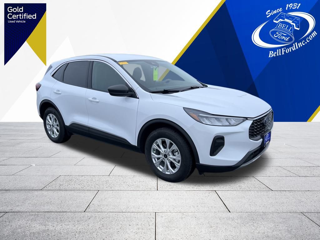 2023 Ford Escape Active's photo