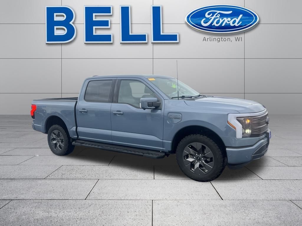 Used 2023 Ford F-150 Lightning Lariat Truck SuperCrew Cab