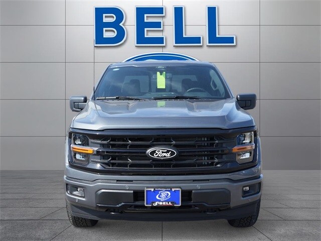 2025 Ford F-150 XLT photo 2