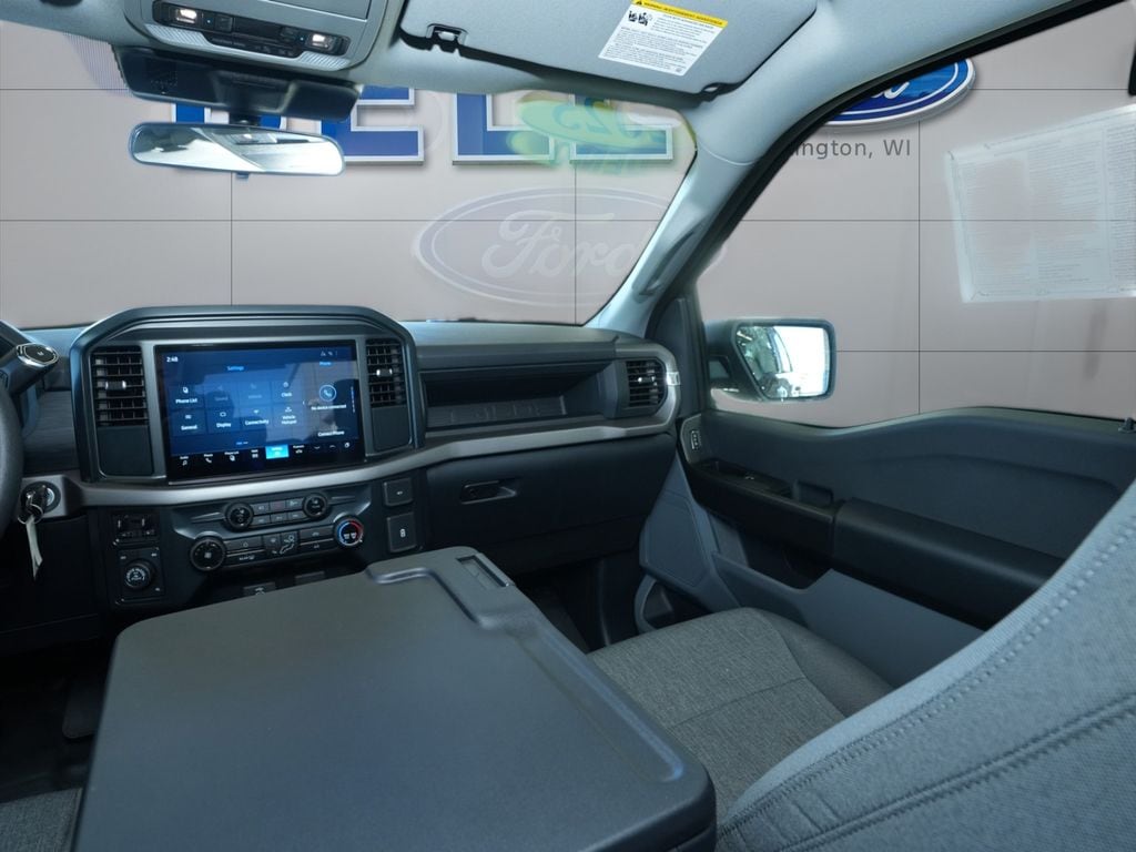 2025 Ford F-150 XL - Photo 18