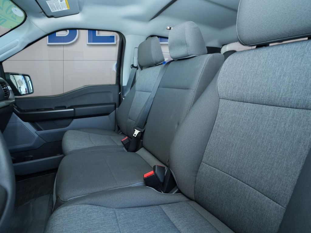 2025 Ford F-150 XL - Photo 13
