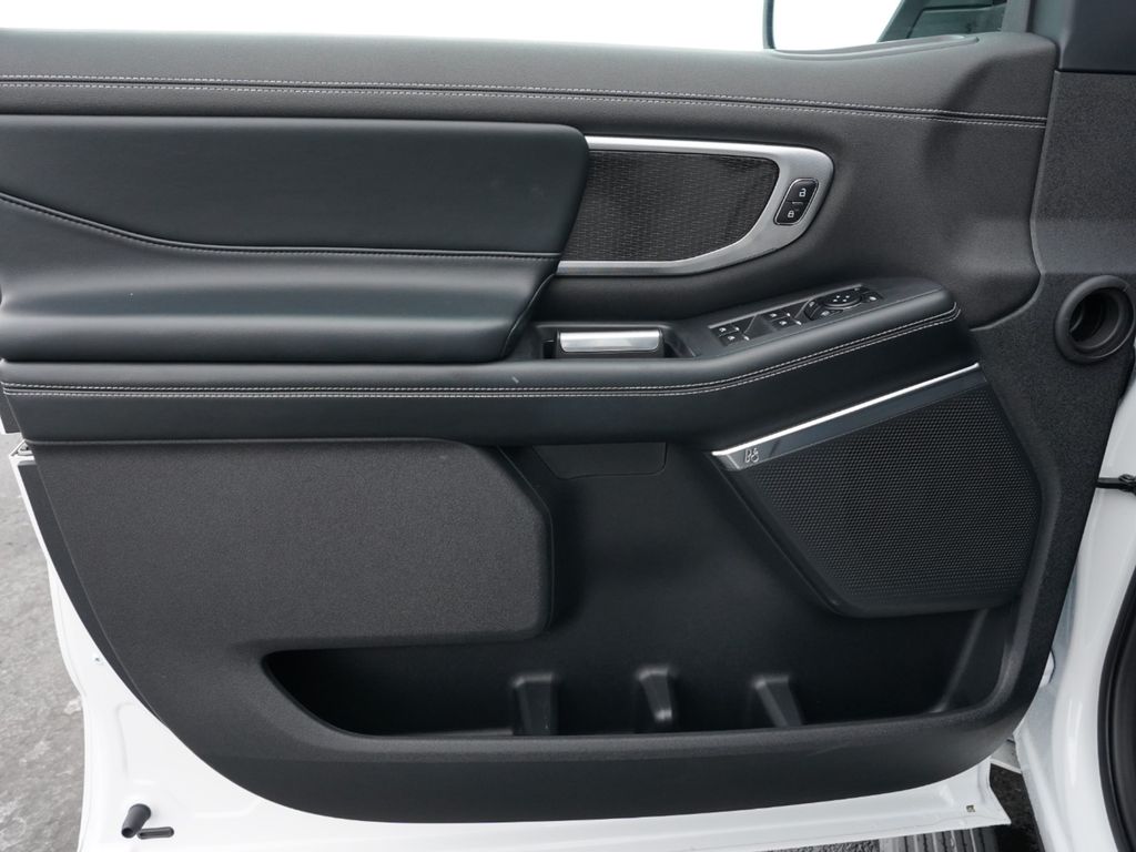 2025 Ford Expedition MAX Platinum - Photo 36