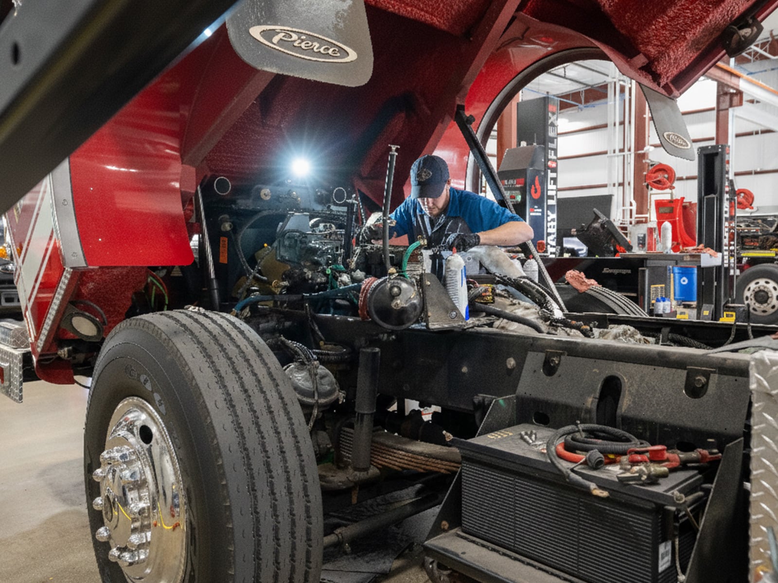 Certified master technicians at Bell Fleet Center in Arlington, Wisconsin