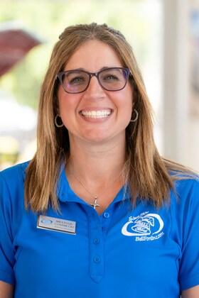 Staff member Melissa Czarnecki from 21aae6462be3