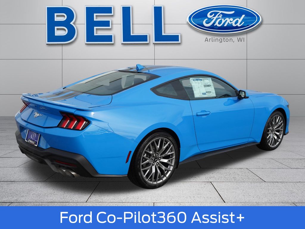 2026 Ford Mustang EcoBoost Premium Fastback - Photo 3