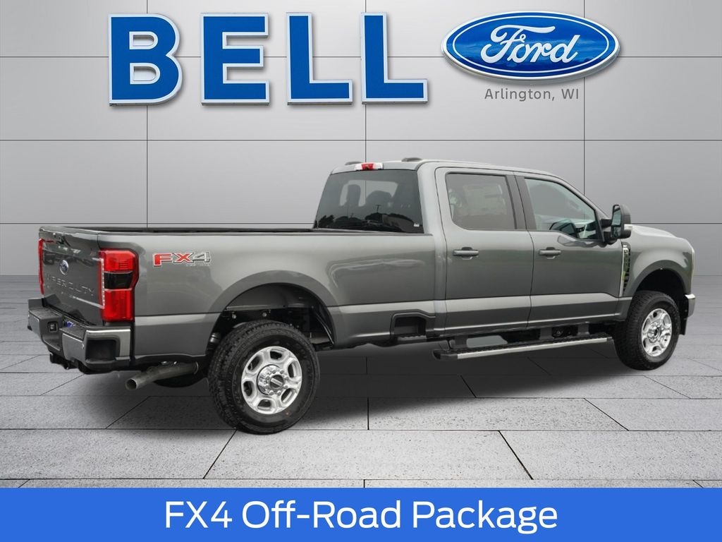 New 2026 Ford F-350 XLT Truck Crew Cab