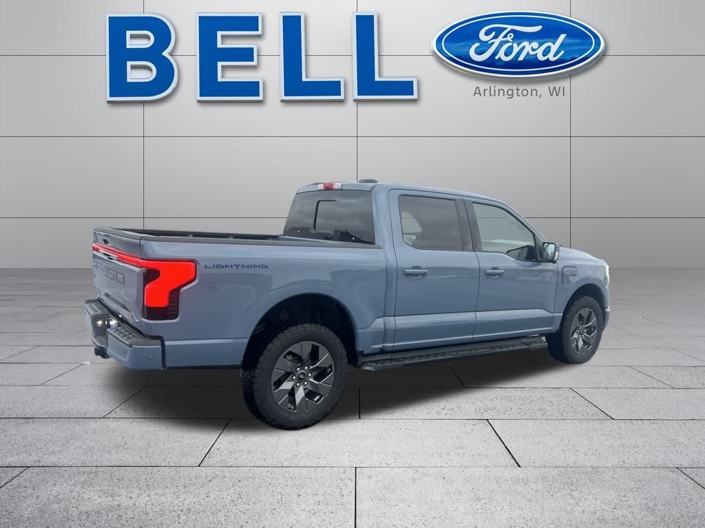 Used 2023 Ford F-150 Lightning Lariat Truck SuperCrew Cab
