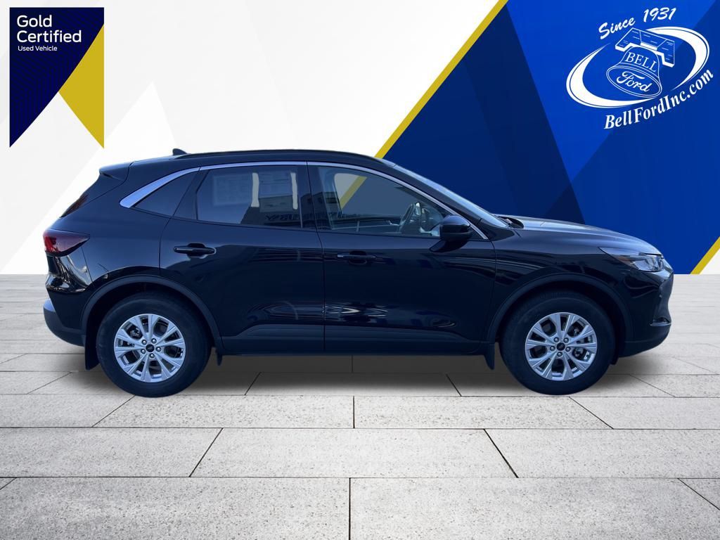2024 Ford Escape Active photo 2
