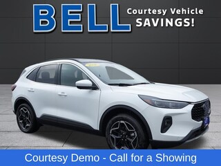 2026 Ford Escape Platinum SUV