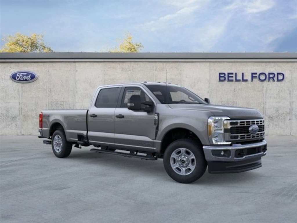 New 2026 Ford F-250 XLT Truck Crew Cab
