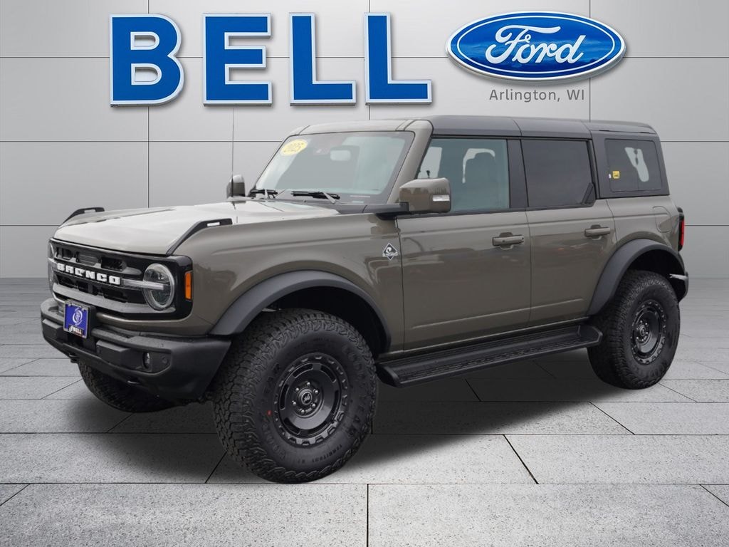 New 2025 Ford Bronco Outer Banks SUV